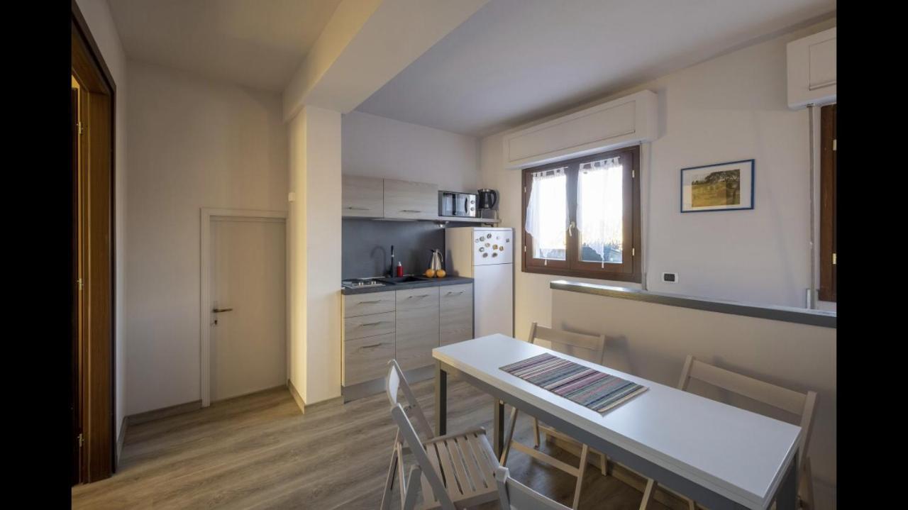 Appartamento In Villa Con Giardino A 300M Dal Lago Maggiore Castelletto sopra Ticino Εξωτερικό φωτογραφία